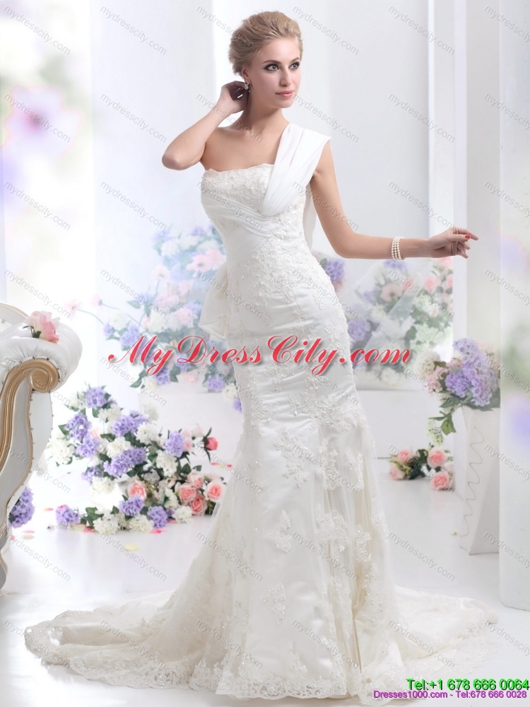 2015 Beautiful White Mermaid Wedding Dress with Court Train and Lace