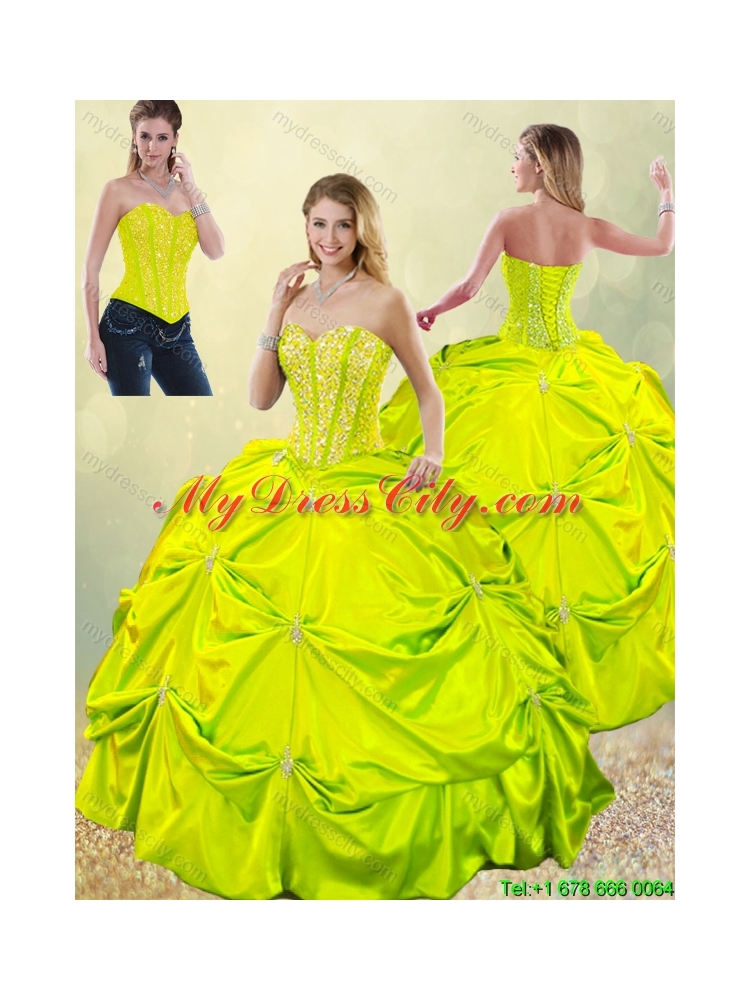 2016 Exclusive Beading and Pick Ups Quinceanera Dresses for Spring
