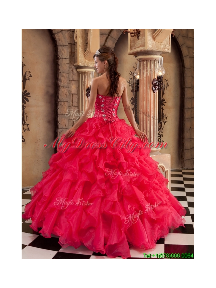 2016 Classic Coral Red Sweetheart Quinceanera Gowns with Beading