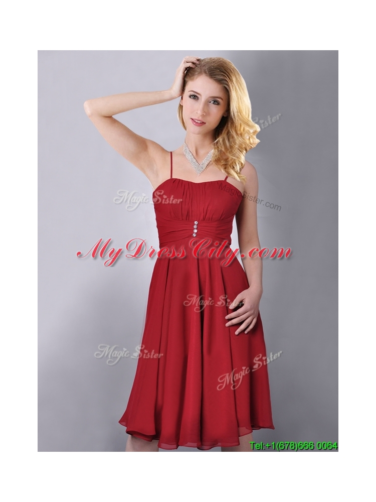 Cheap Spaghetti Straps Knee Length Chiffon Bridesmaid  Dress in Red