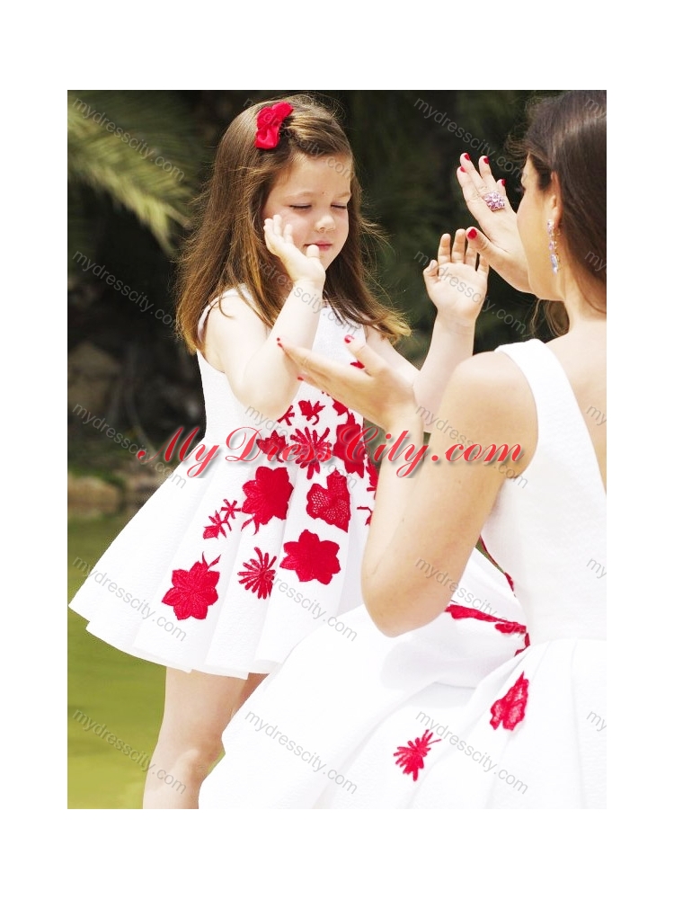 Designer Embroidered Prom Dress with Knee Length and Hot Sale Scoop Little Girl Dress in White