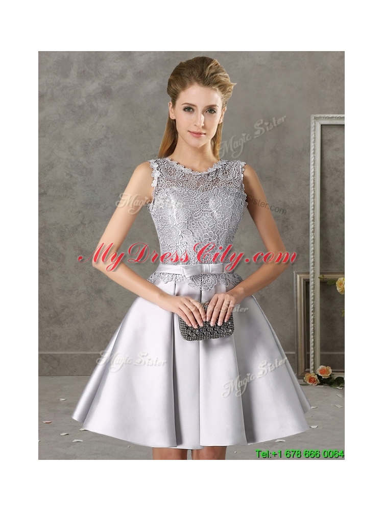 2016 Classical Laced and Bowknot Scoop Dama Dress in Silver ...