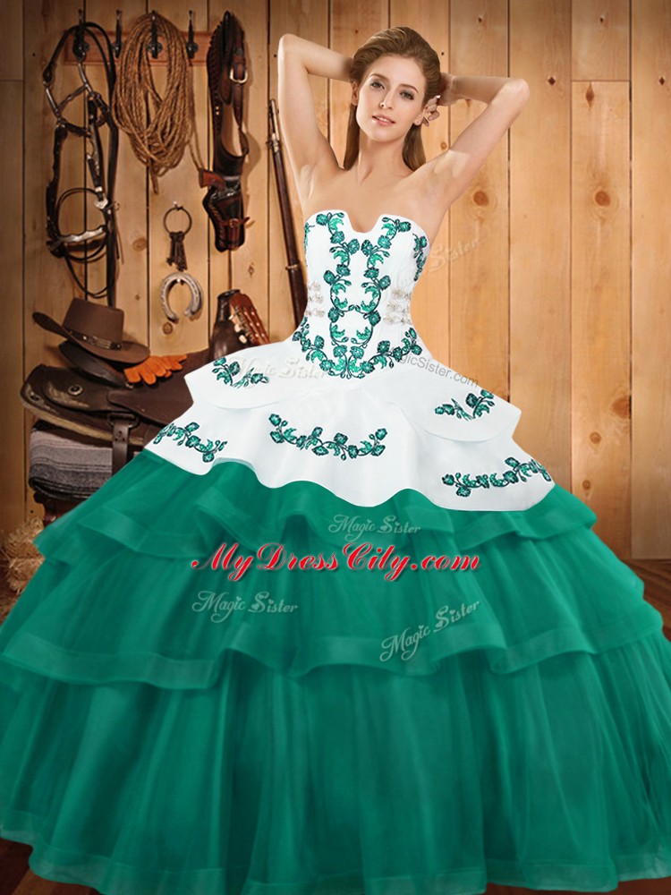 Vintage Turquoise Ball Gown Prom Dress Strapless Sleeveless Sweep Train Lace Up
