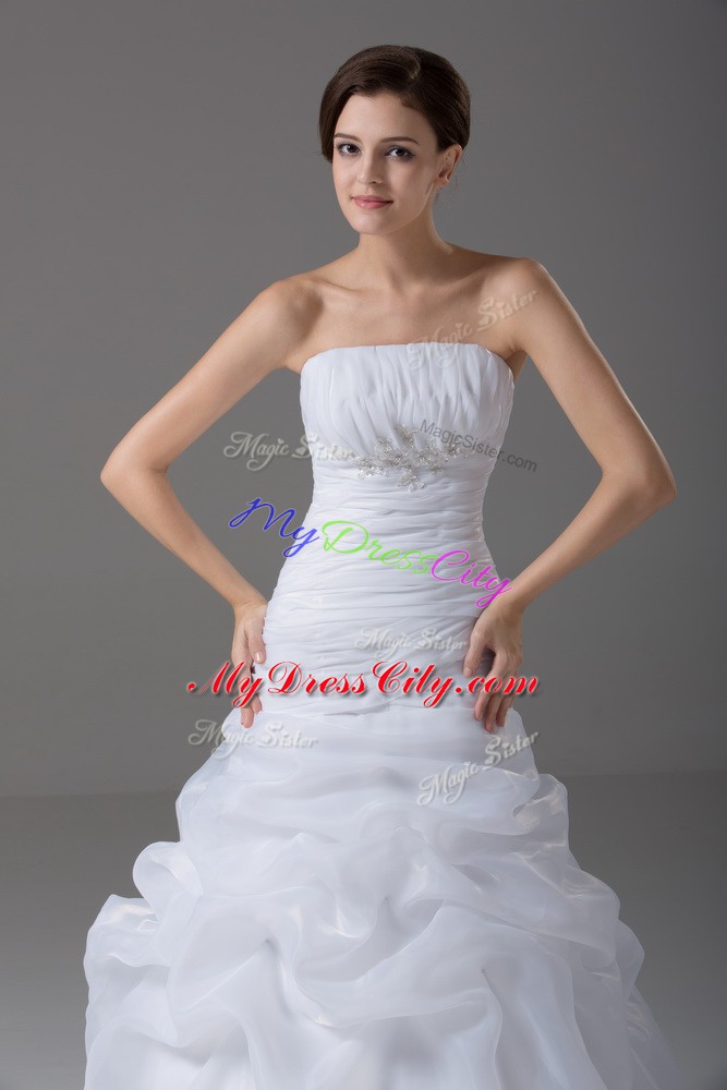 Suitable Brush Train A-line Wedding Gowns White Strapless Organza Sleeveless Lace Up