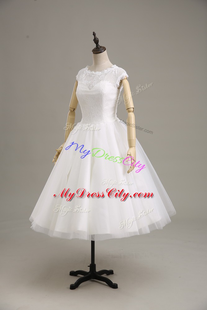 White Tulle Clasp Handle Scoop Short Sleeves Tea Length Wedding Gowns Lace and Belt
