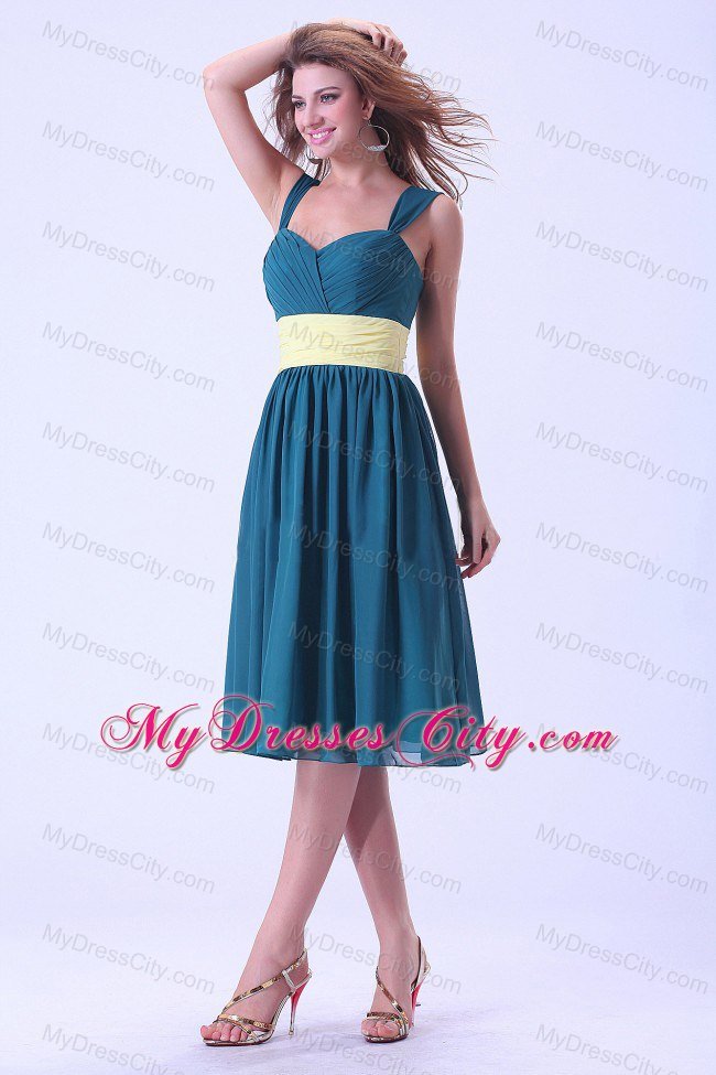 Knee-length Peacock Green Ruching Bridesmaid Dress with Champagne Belt