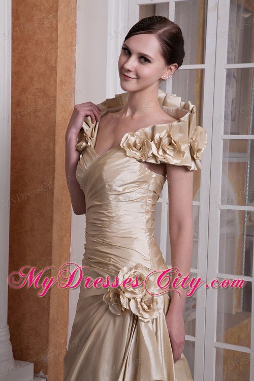 Gold A-line Sweetheart Celebrity Dress with Hand Made Flowers