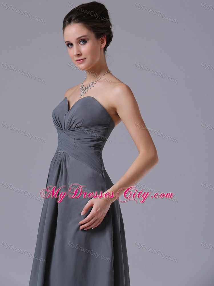 Popular Simple Ruched Grey Sweetheart Chiffon Bridesmaid Dress Ankle-length