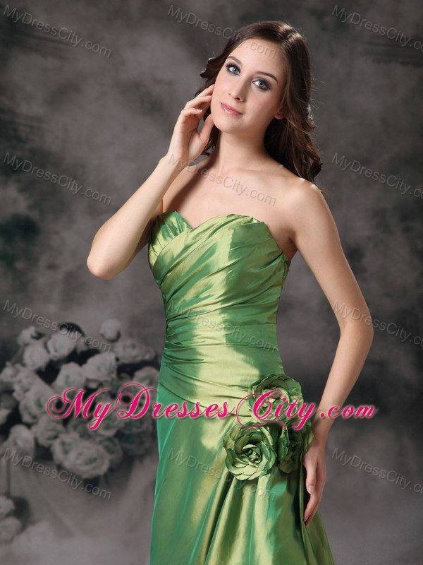 Discounted Green Sweetheart Column Bridesmaid Dress with Hand Made Flower