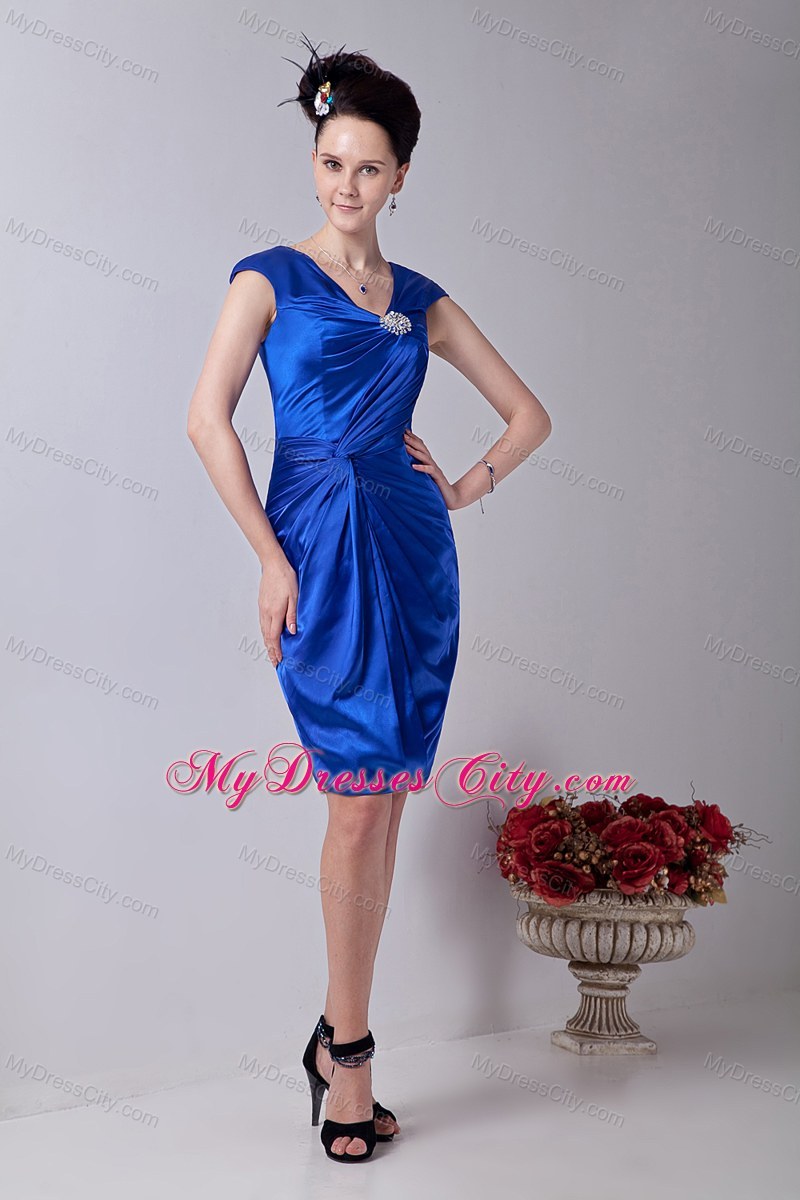 Elegant Royal Blue Sheathy V-neck Knee-length Beading Bridesmaid Dress