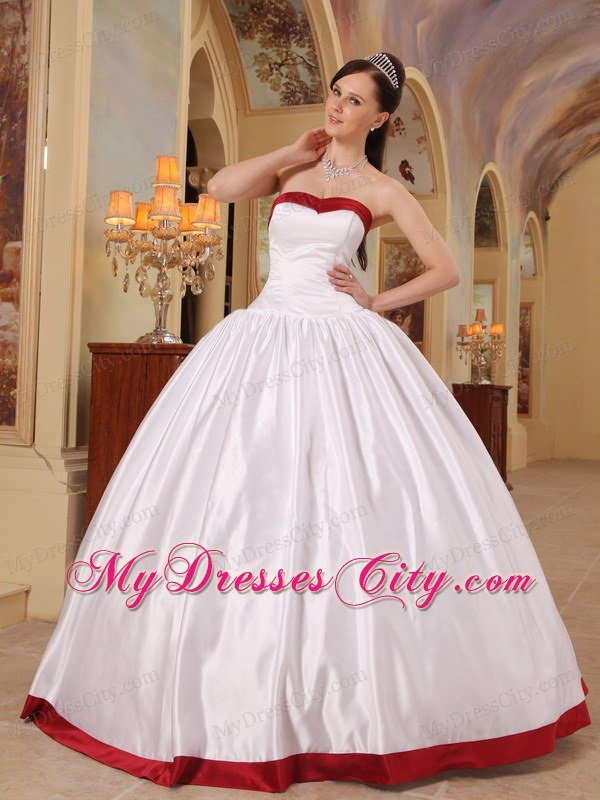 White Sweetheart Lace up Simple Quinceanera Dress with Sleeveless