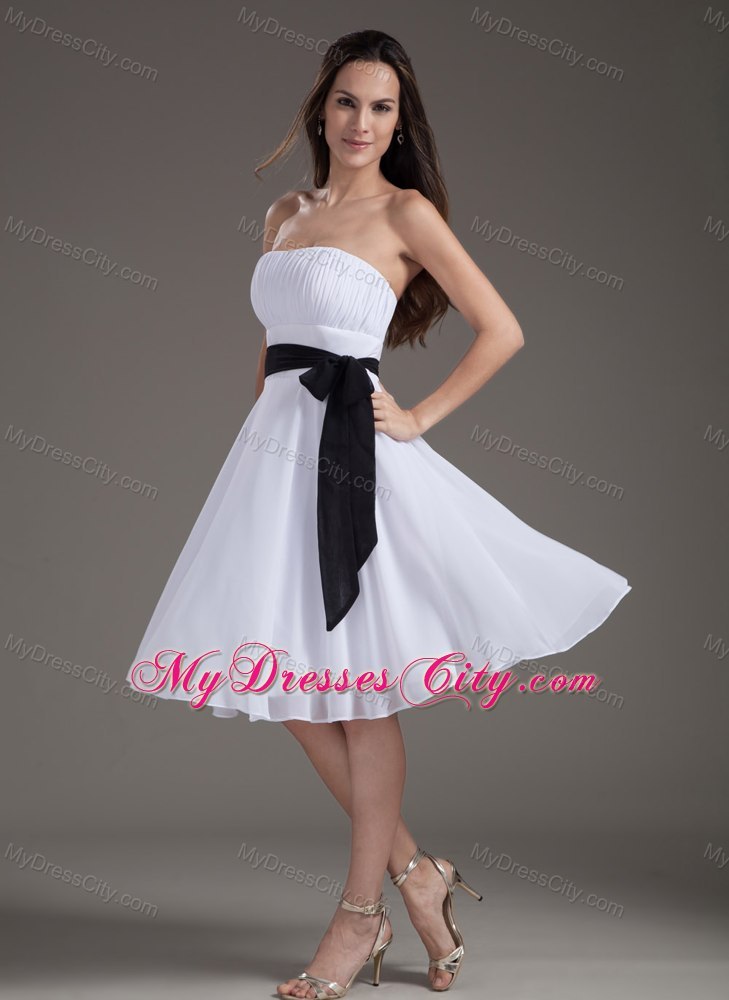 White Chiffon Strapless Knee-length Prom Dress for Girls - MyDressCity.com