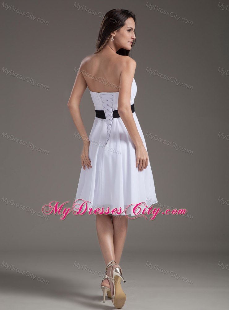 White Chiffon Strapless Knee-length Prom Dress for Girls