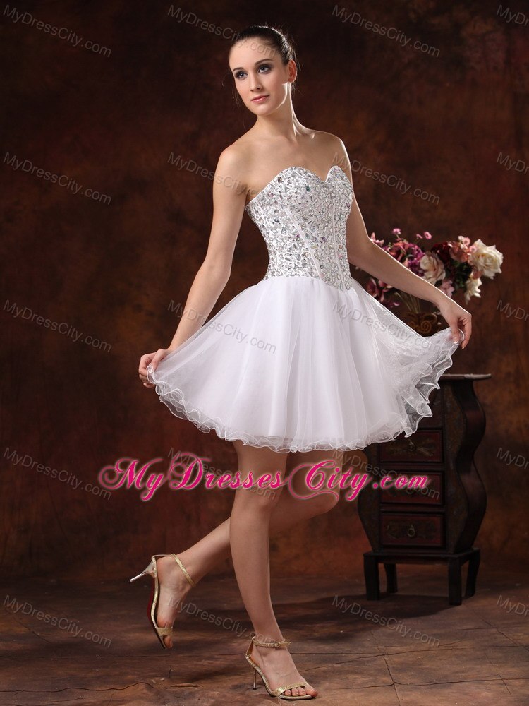 Sweetheart Beaded White Organza Cocktail Homecoming Dress