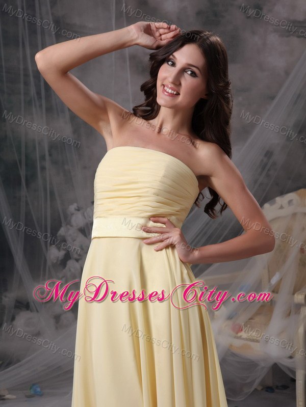 Light Yellow Chiffon Ruched Tea-length Dama Dress with Bowknot Sash