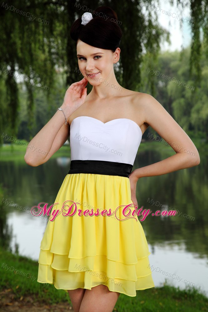 Mini-length Chiffon Yellow and White 15 Dresses for Damas with Black Sash