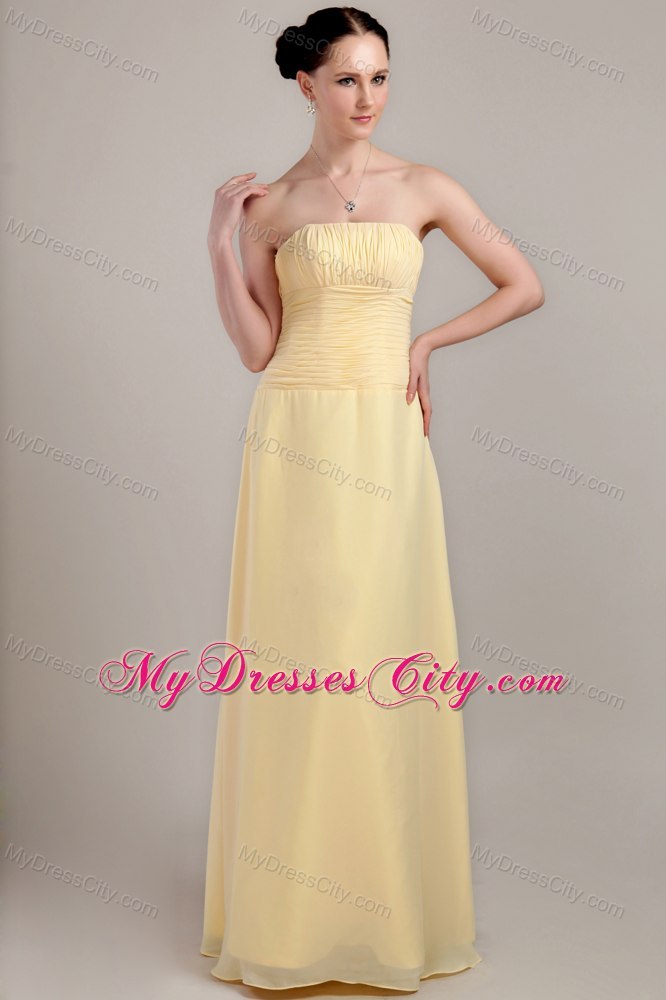 Cheap Light Yellow Empire Ruched Chiffon Dama Dress for Quinceaneras