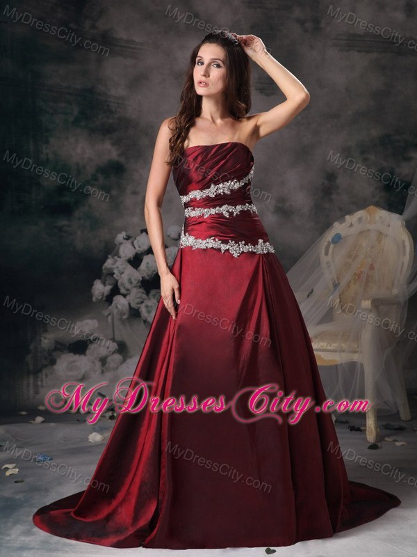 Sweet Burgundy Homecoming Dress with Appliques and Brush