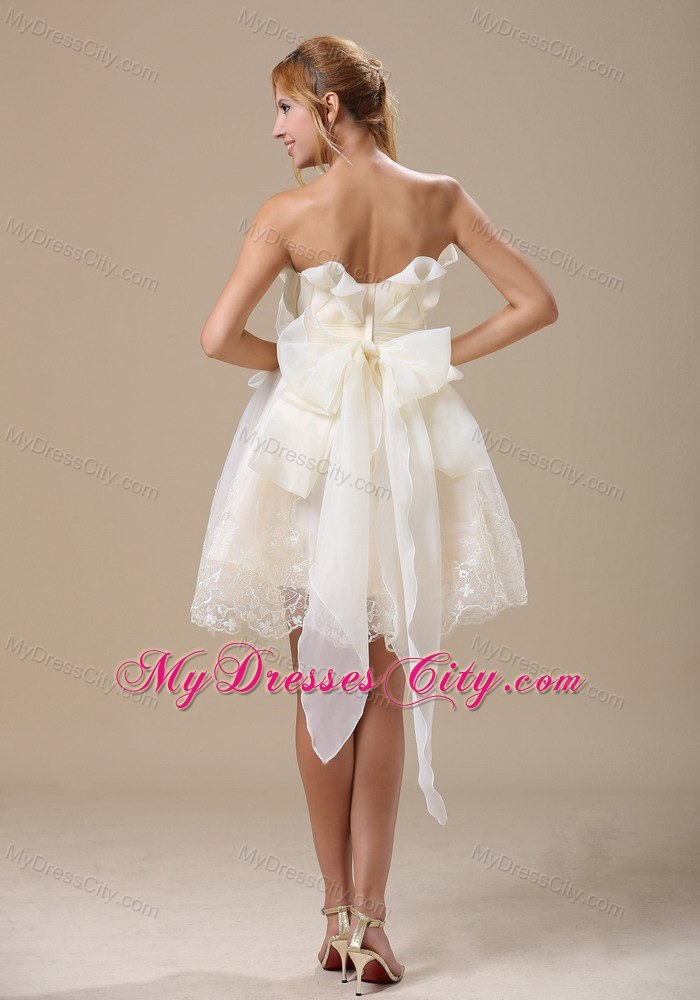2013 Princess Lace Strapless White Bow Flowers Wedding Bridal Gown