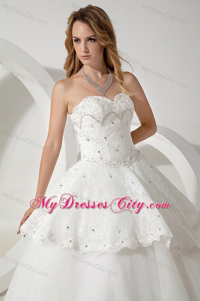 Pretty Long Tulle Ball Gown Sweetheart Beaded Wedding Dress