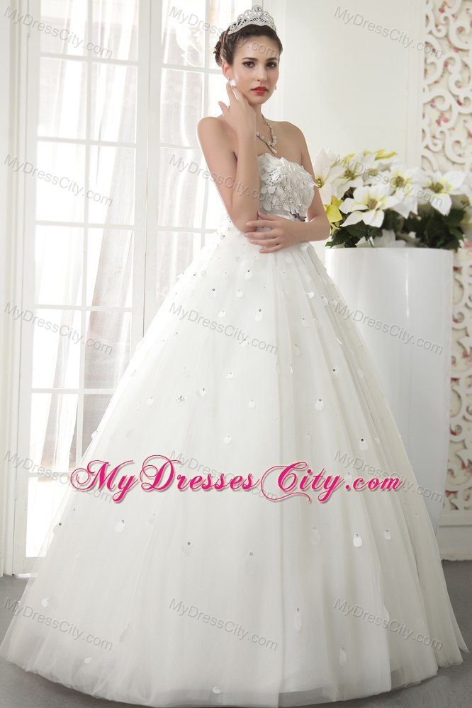 Strapless Floor-length Tulle Beading and Flowers Wedding Dress