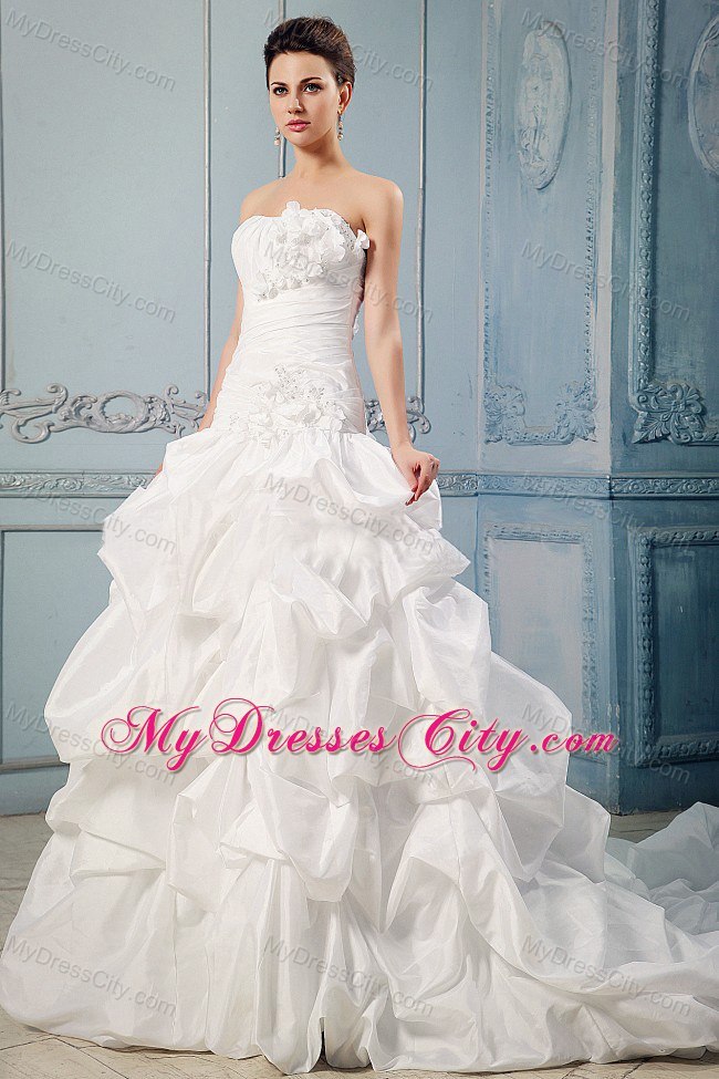 Taffeta Wedding Gowns With Hand Made Flowers and Pick-ups