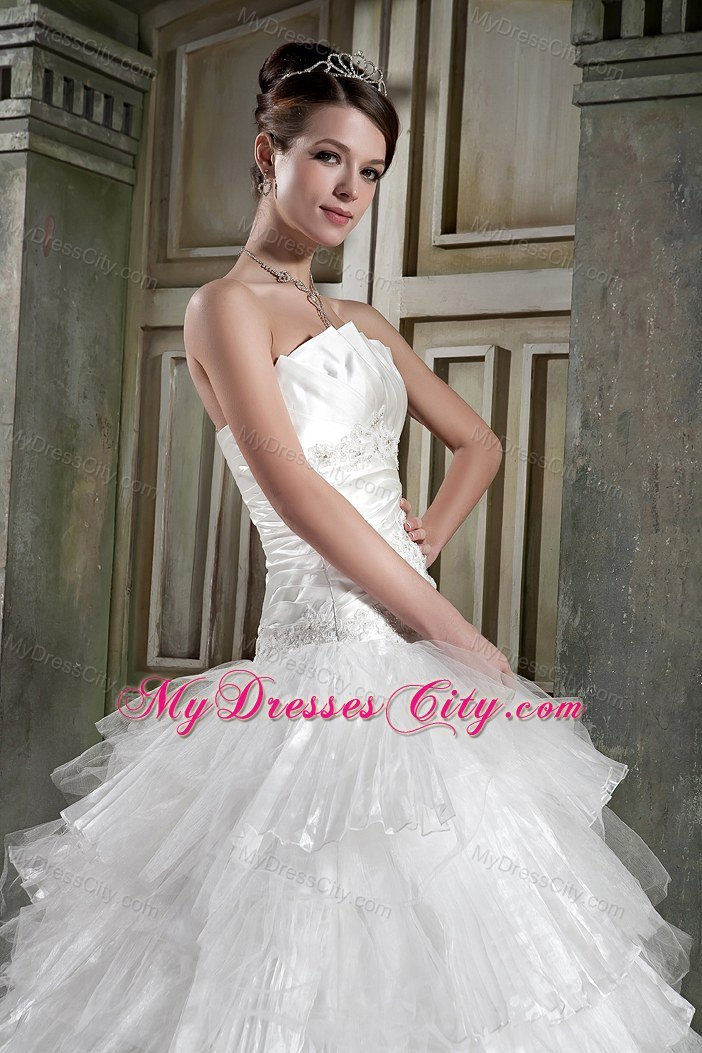 Strapless Chapel Train Appliques Wedding Dress with Layers