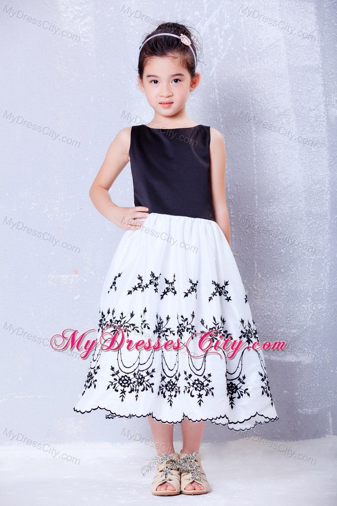 White and Black Scoop Tea-length Flower Girl Dress with Embroidery