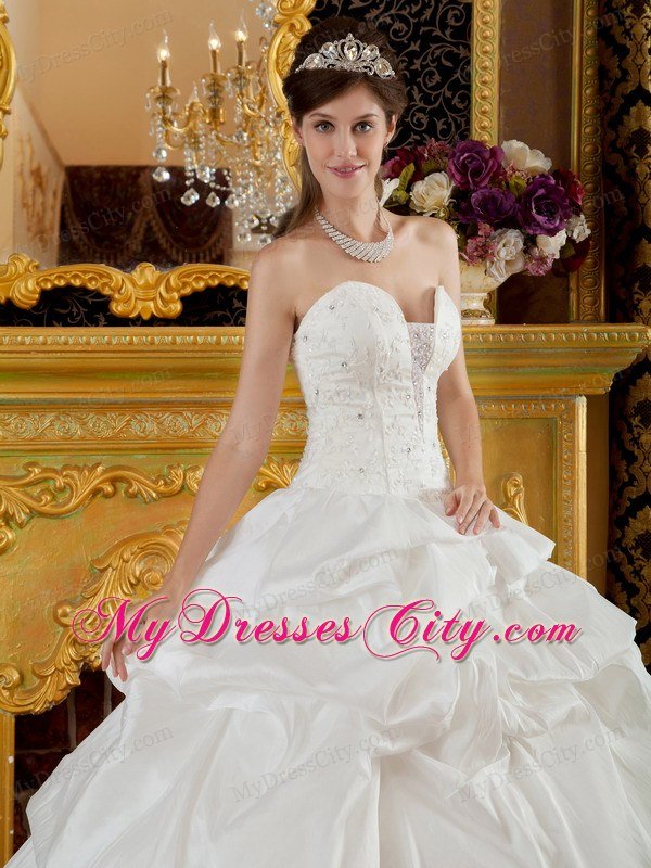 Elegant Strapless White Taffeta Quinceanera Dress Beaded