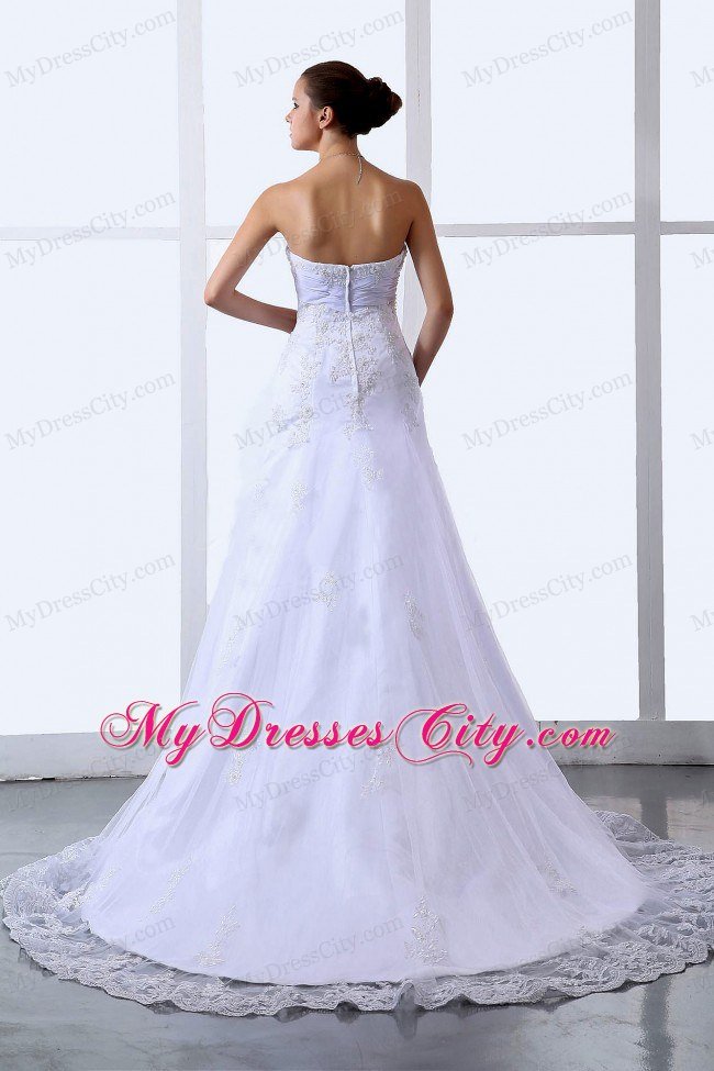 Stylish Lace Appliques Sweetheart Tulle Princess Bridal Gown