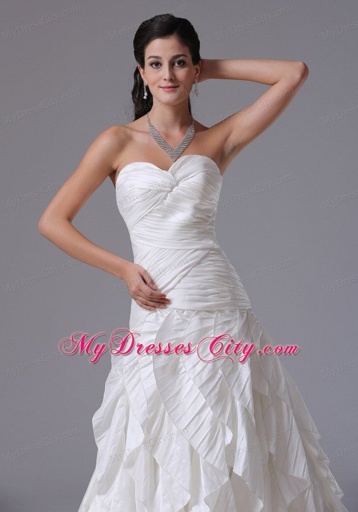 Dazzling Ruffles Sweetheart Ruching Decorated Bust Bridal Gown