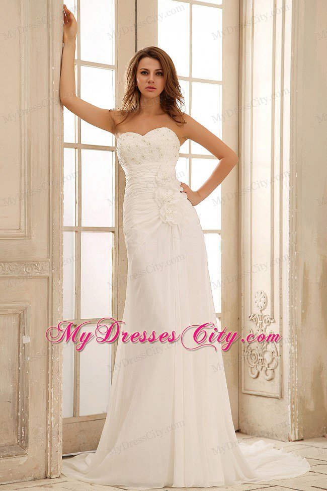 Sweetheart Hand Made Flowers and Ruched Appliques Bridal Gown