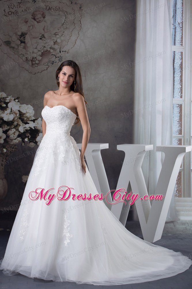 White Court Train Sweetheart Tulle Wedding Dresses with Appliques