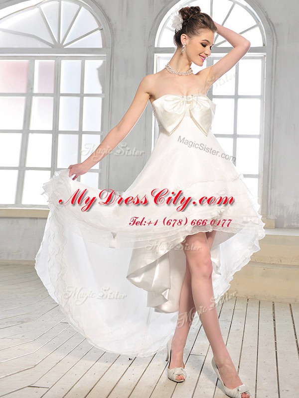 A-line Wedding Dress White Strapless Chiffon Sleeveless High Low Zipper